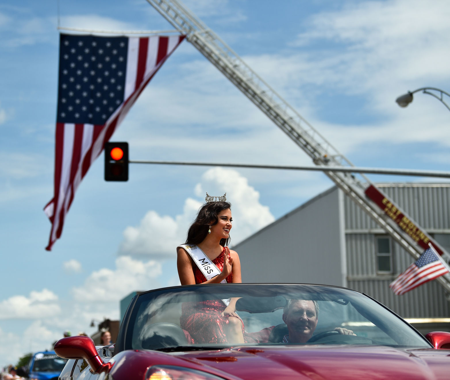070519-mda-nws-em4thparade-030a.jpg